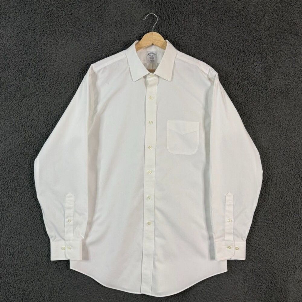 Brooks Brothers Dress Shirt Mens 16.5 34/35 White Regular Fit Long Sleeve Formal